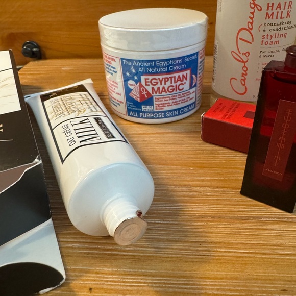 Carol’s Daughter, Shea Moisture, Egyptian Magic, Archipelago & More! - Picture 2 of 9